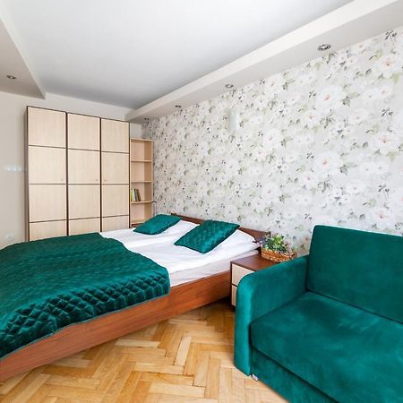 Apartament Przy Parku Кудова-Здруй Екстер'єр фото